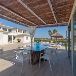Stunning Villa In Inca
