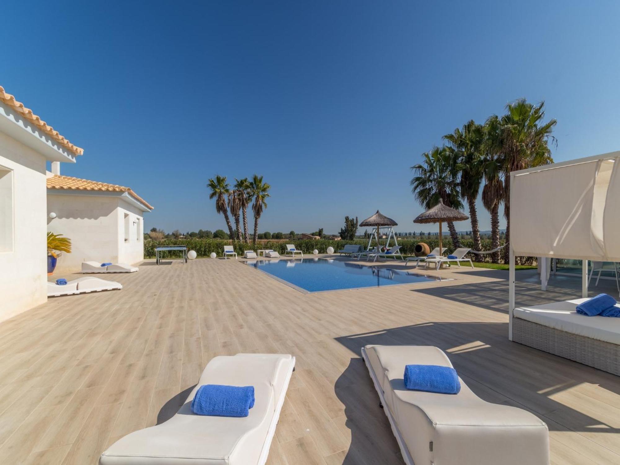 Stunning In Villa *