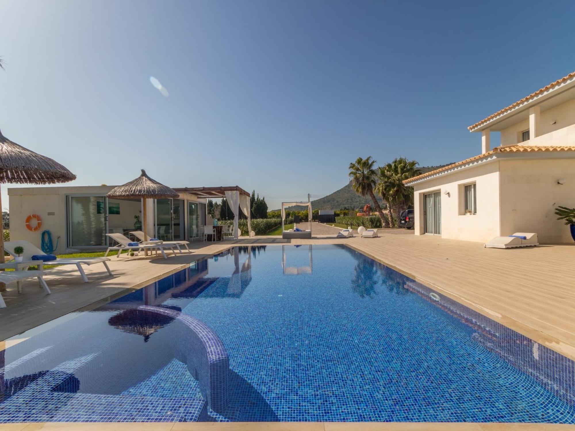 Stunning In Villa Inca (Mallorca)